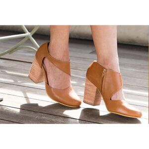 Fortress Of Inca Shoes Womens Size 7 Tan Leather Ankle Strap Block Heel Pumps